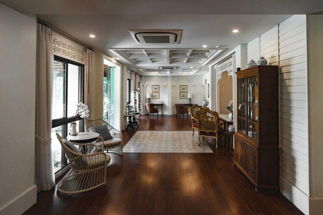 Content Chiangmai 4*