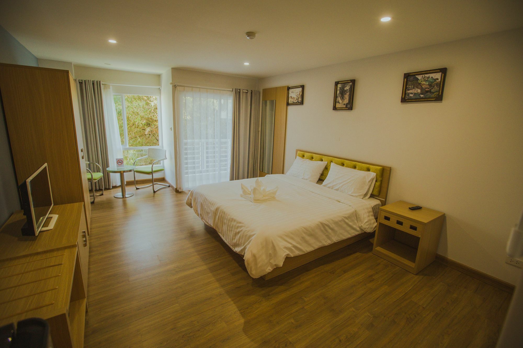 Cm Garden Hotel 2*
