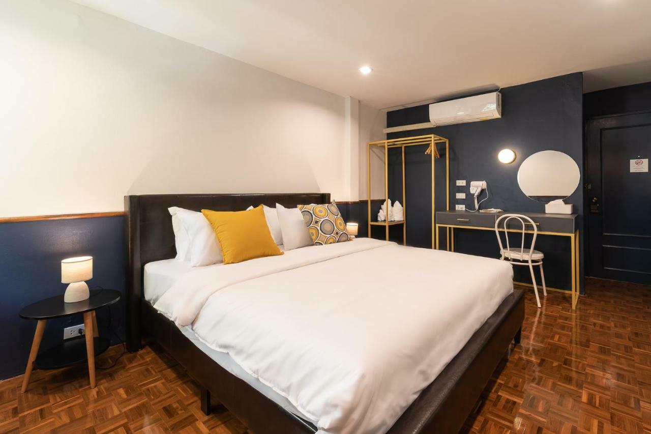 The Mellow Pillow @ Gate Hotel 3*