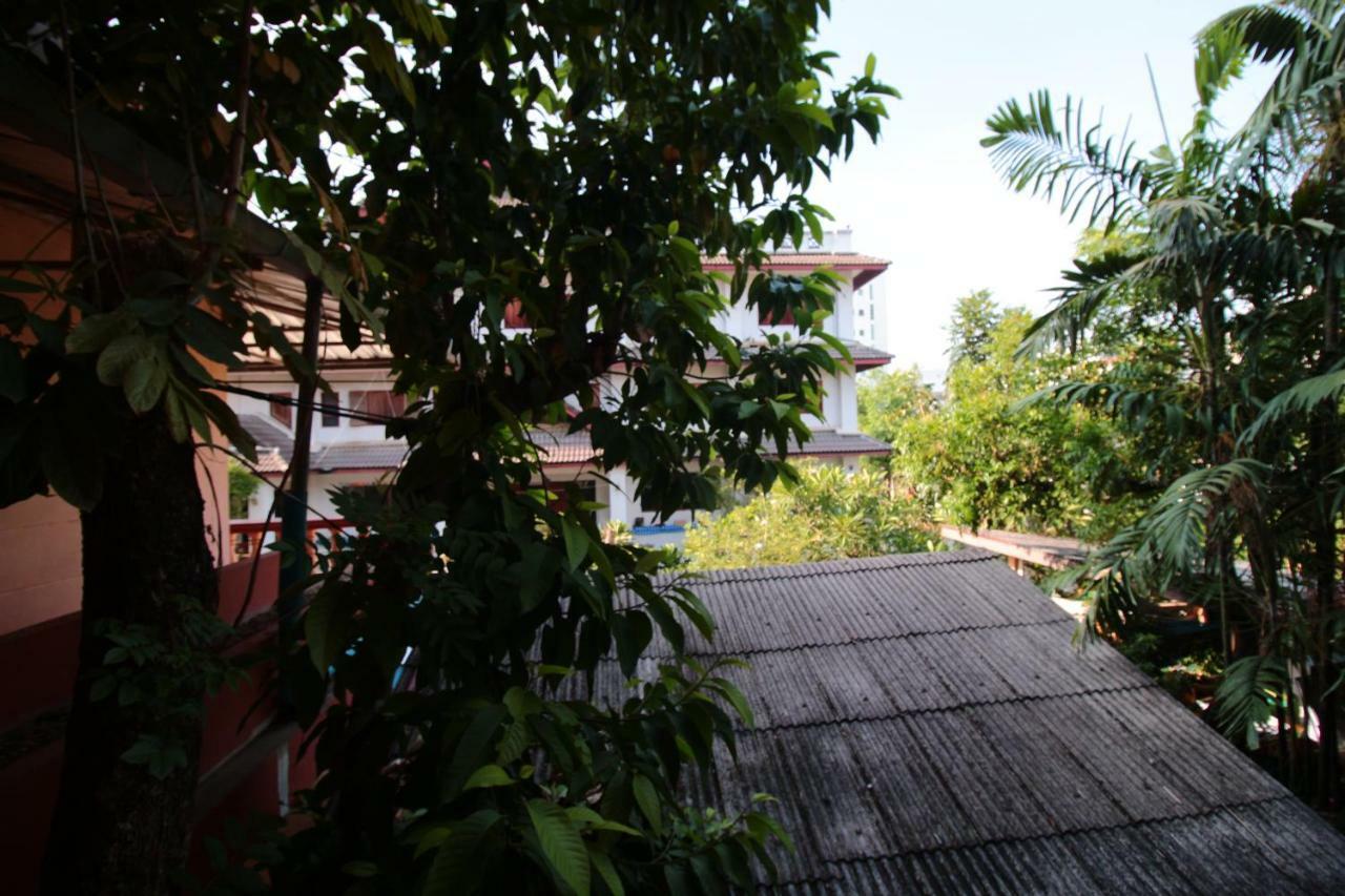 Hug Chang House