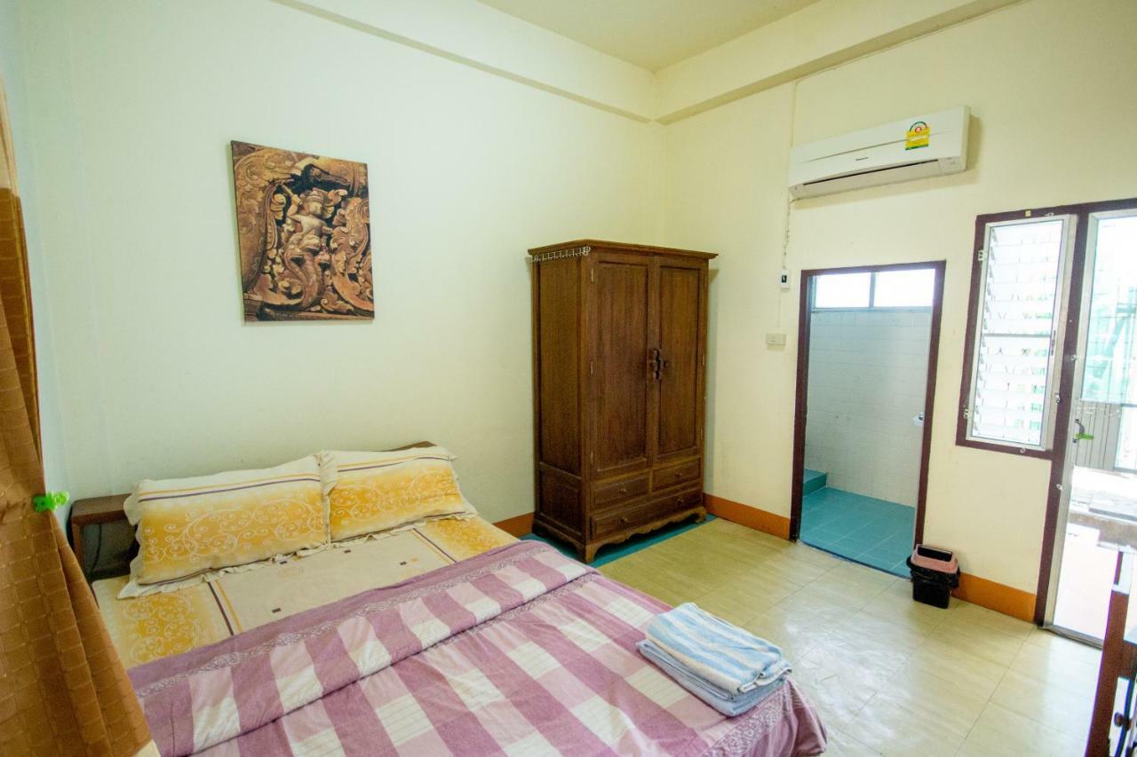 Economy hotel Hug Chang House Chiang Mai