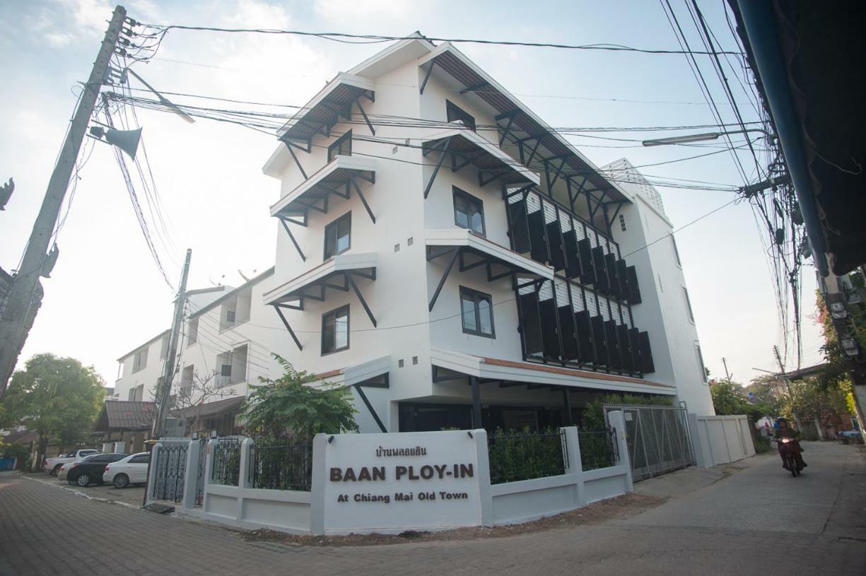 Hostel Baan Ploy In (adults Only)