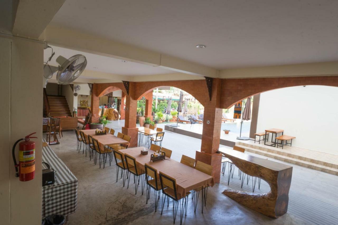 Hotel Sriananpura Chiang Mai