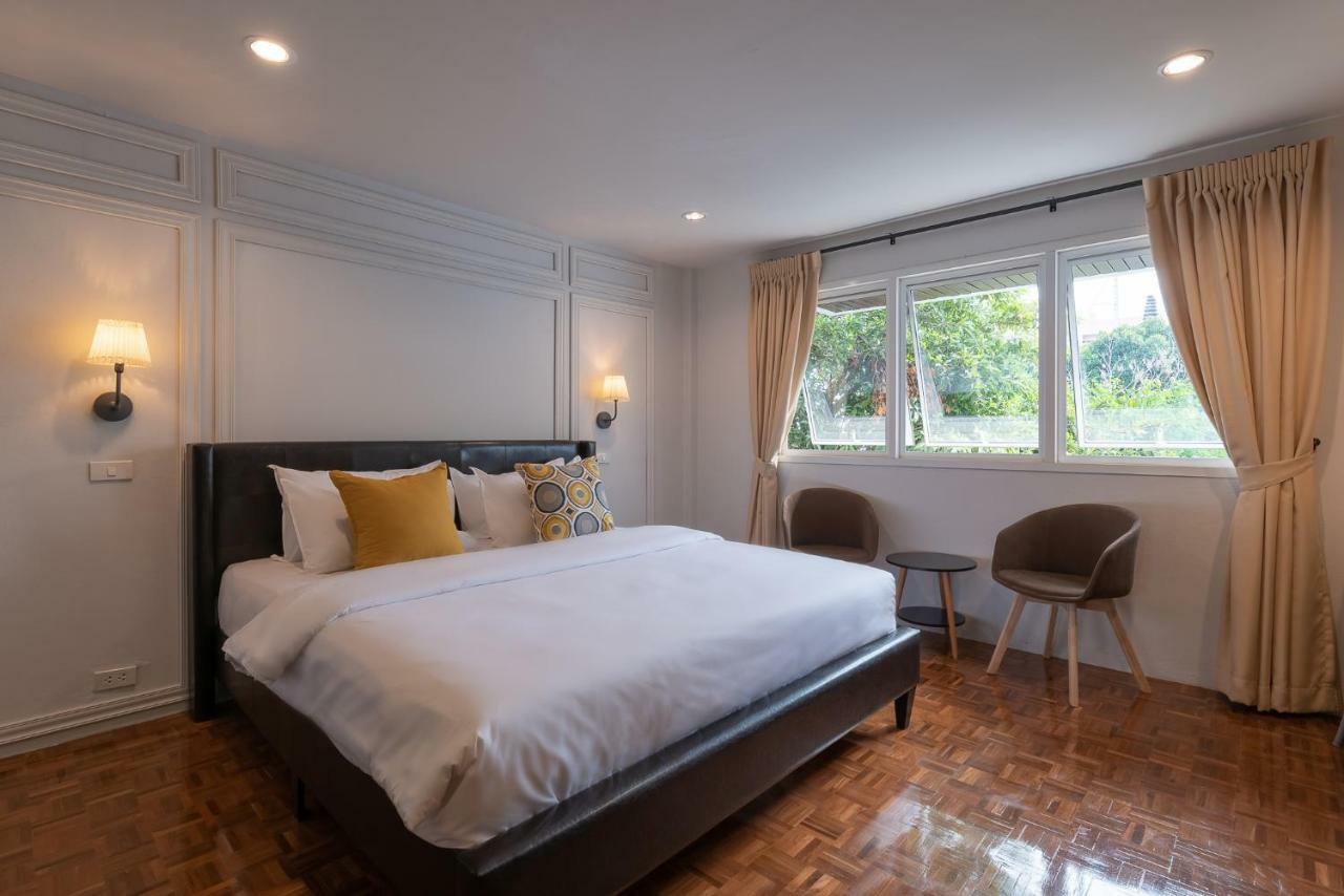 The Mellow Pillow @ Gate Hotel 3*