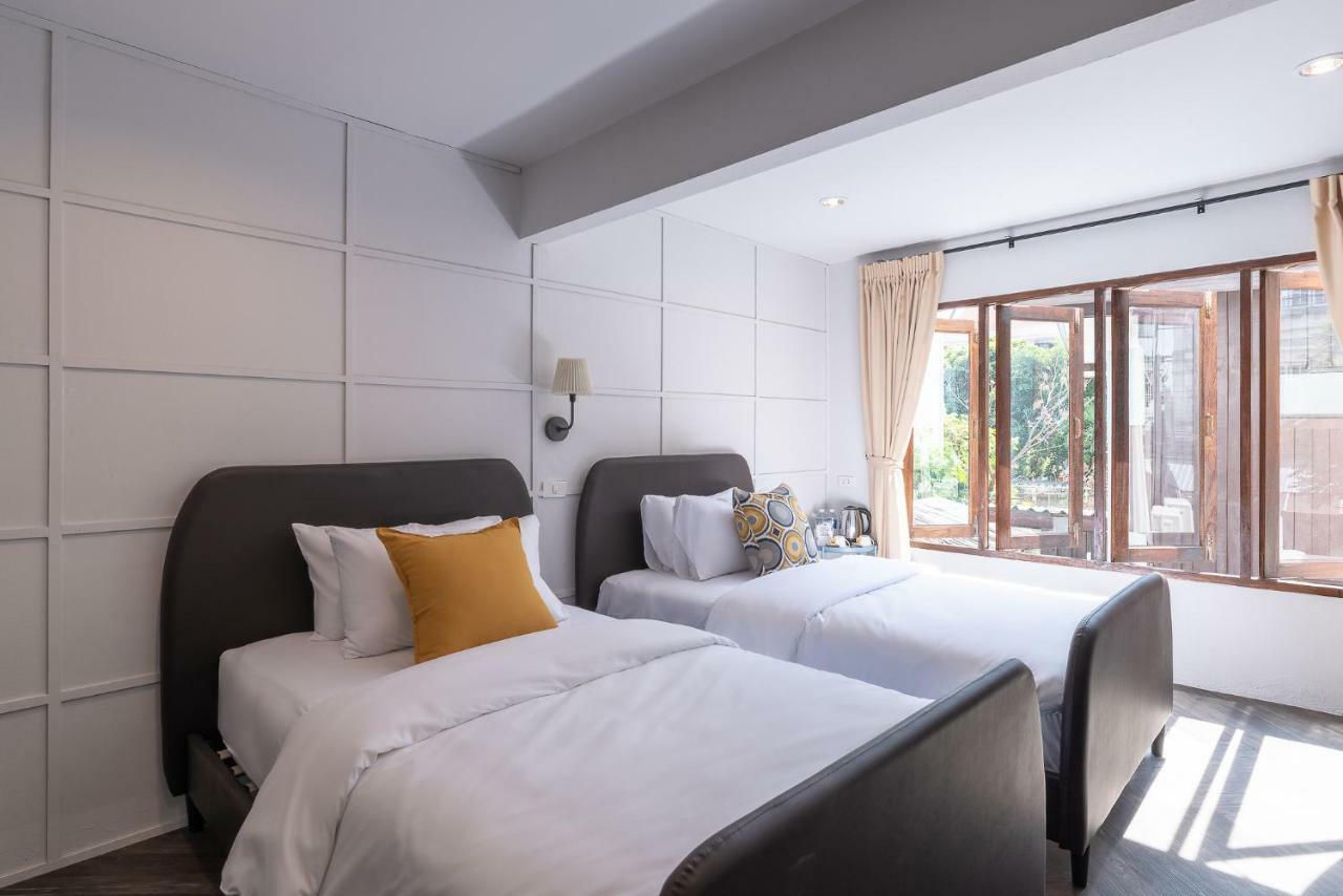 Hotel The Mellow Pillow @ Gate