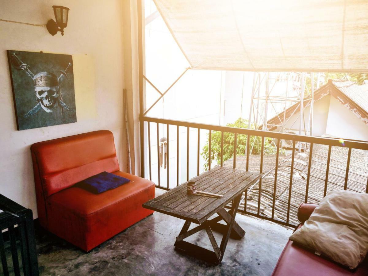 Giant House * Chiang Mai