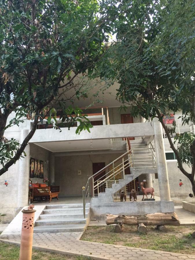 Apartment Gongkaew Huenkum *