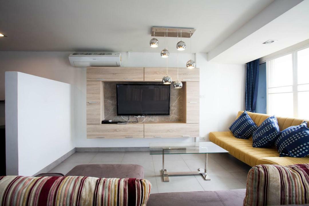 Galare Thong Tower 3*
