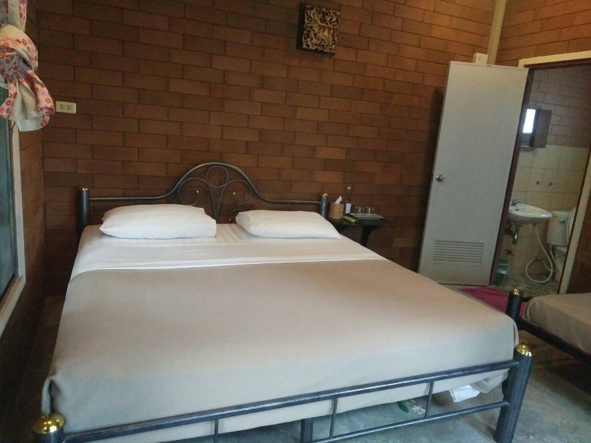 Gongkaew Huenkum Apartment *