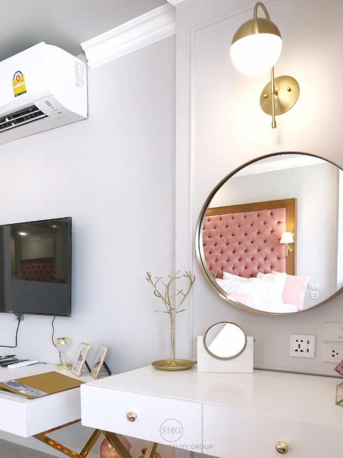 In Style At Nimman R912