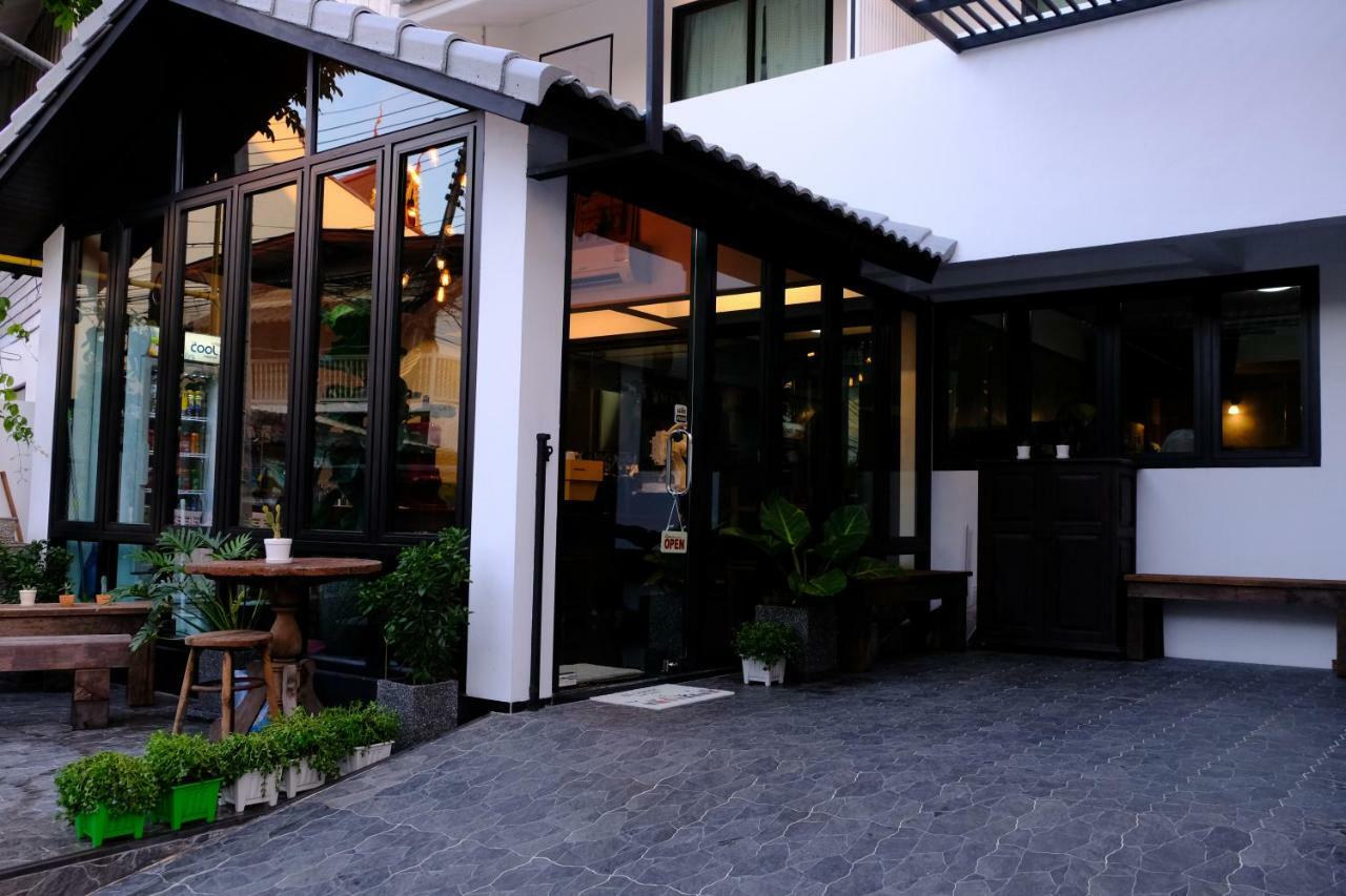 Baan Lung Poshtel * Chiang Mai