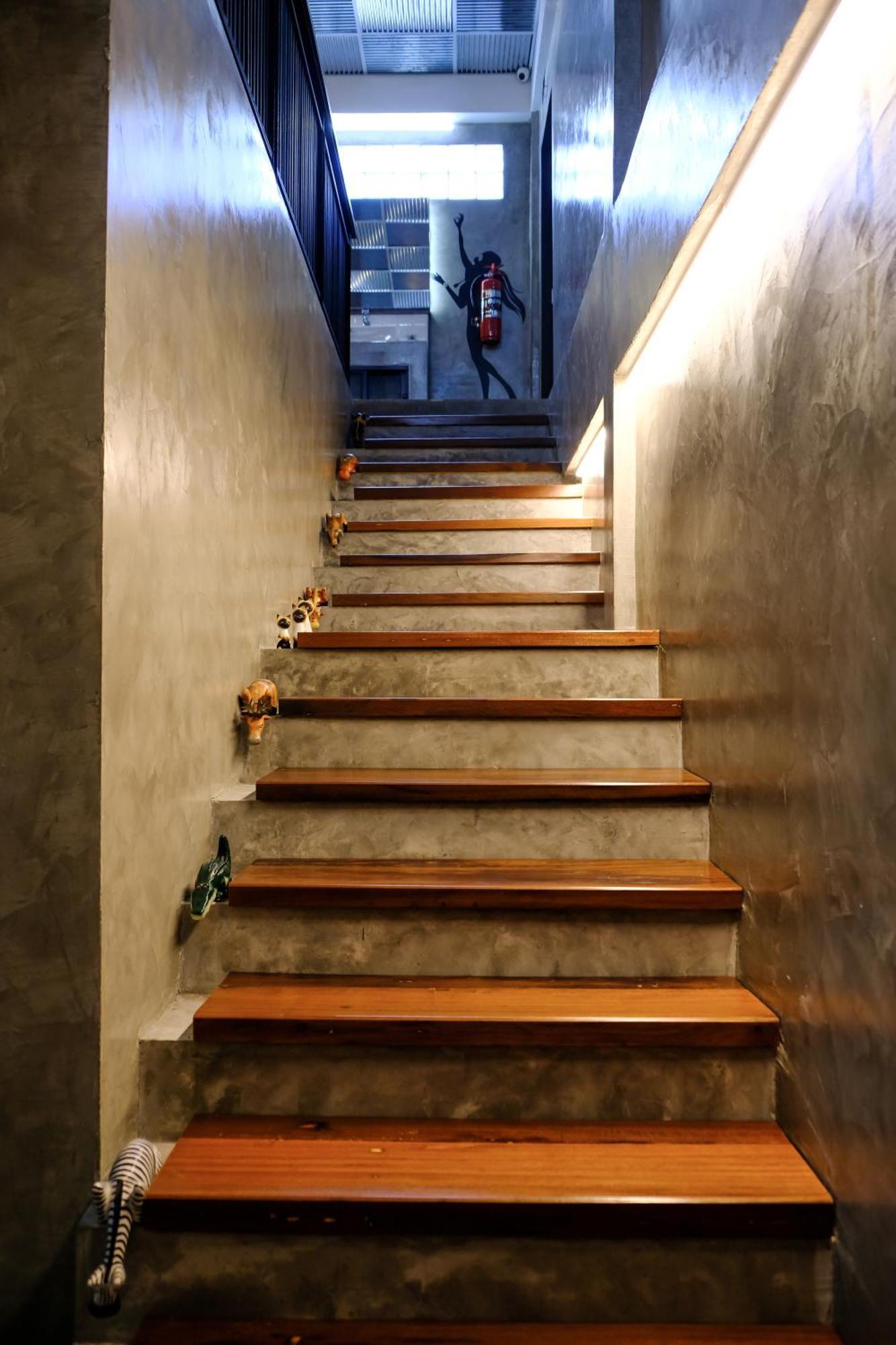 Baan Lung Poshtel Asrama Chiang Mai