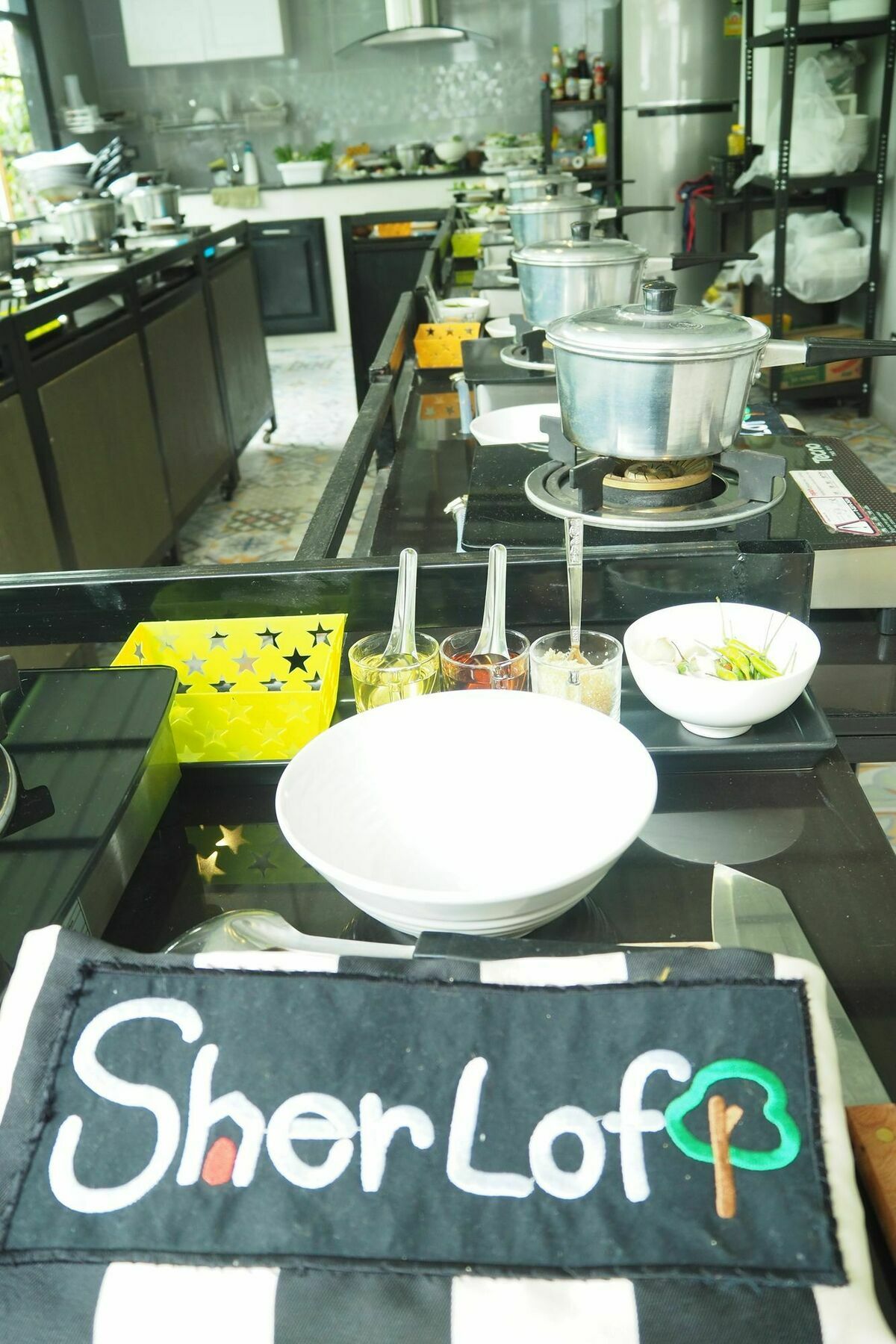 Hostel Sherloft &