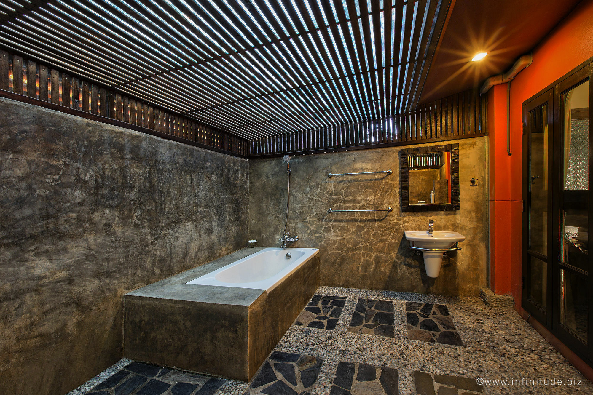 Baannamping Riverside Village 3*