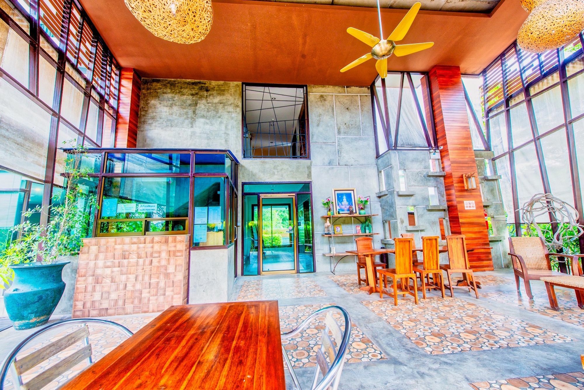 Tree Boutique Resort 3*