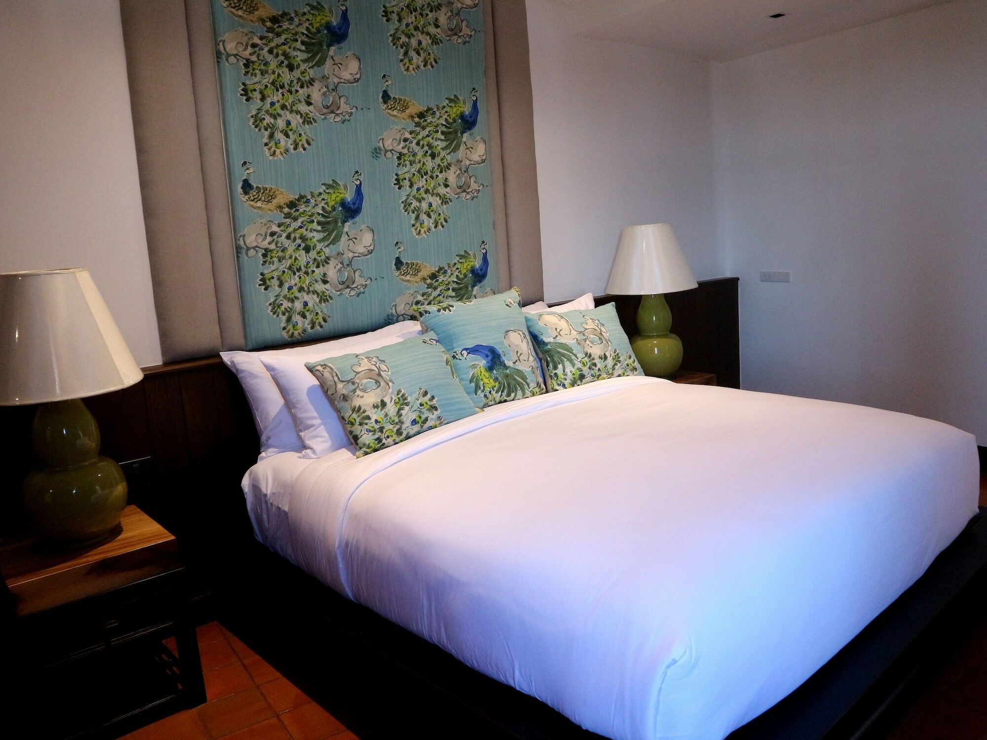 Hotel The Bridge An Eclectic Luxotel 4*