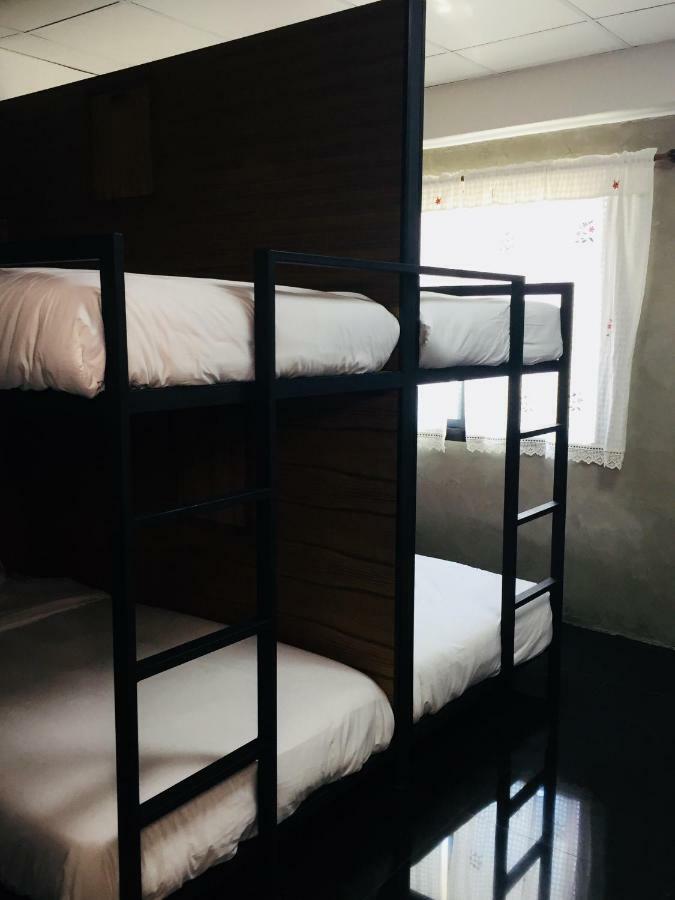 Asrama Baan Lung Poshtel Chiang Mai