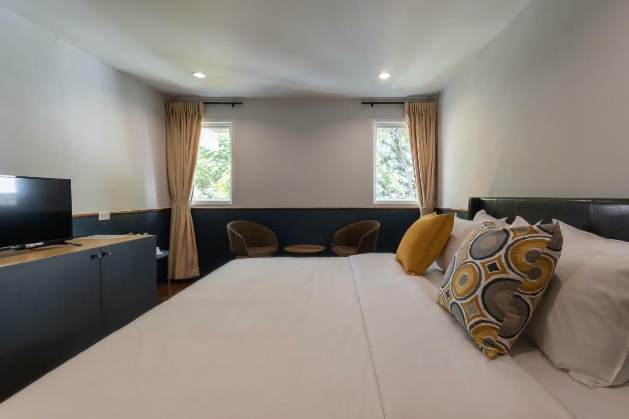 Hotel The Mellow Pillow @ Gate 3*