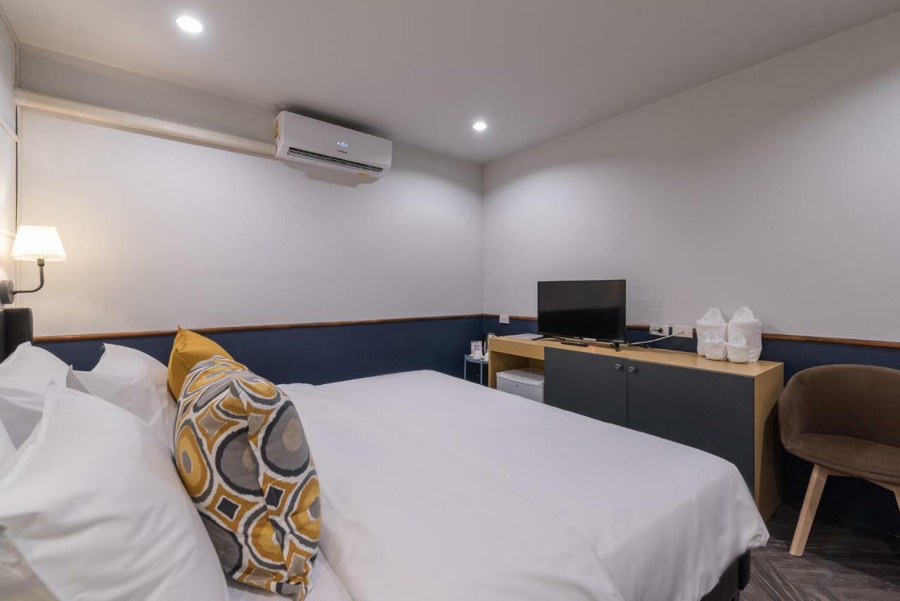 Hotel The Mellow Pillow @ Gate