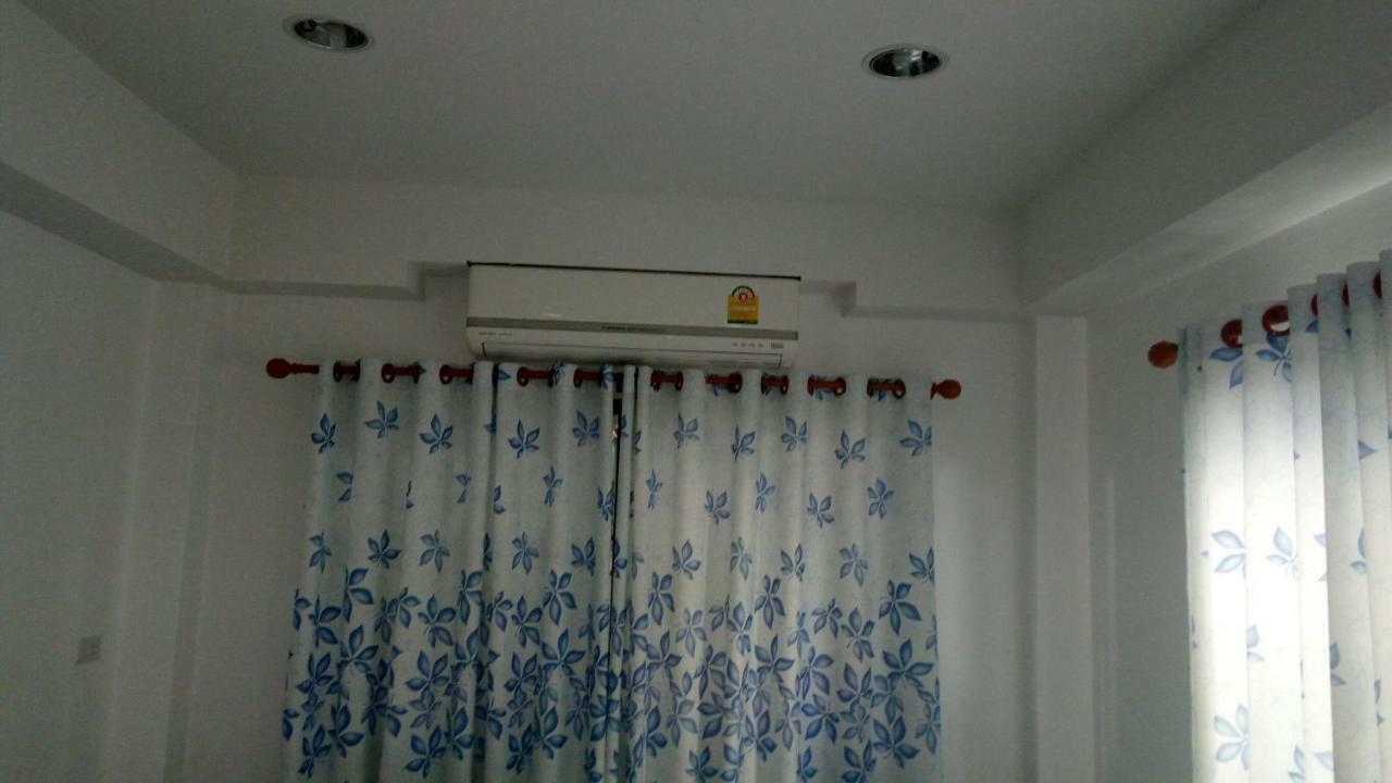 Hostel To Let *