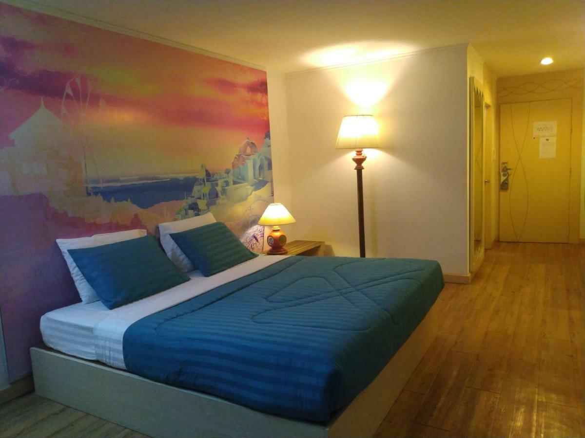 The Pacific Cool Chic Hotel