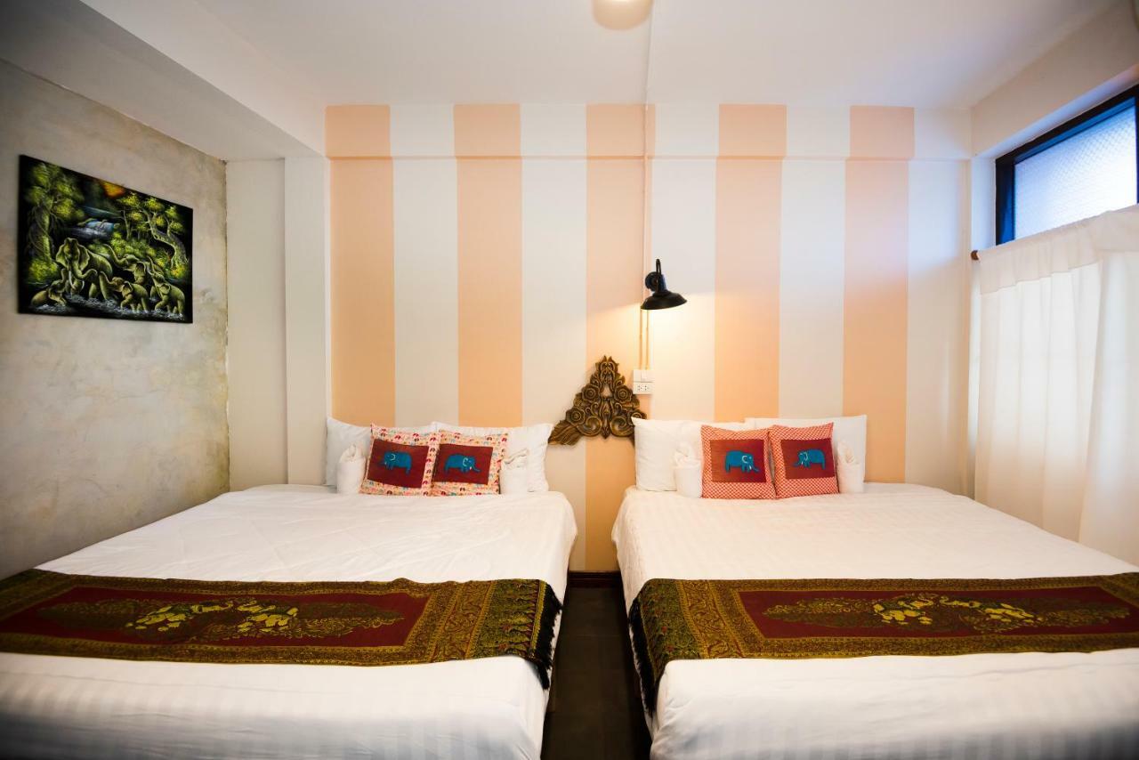 Hotel At Phra Sing Retro