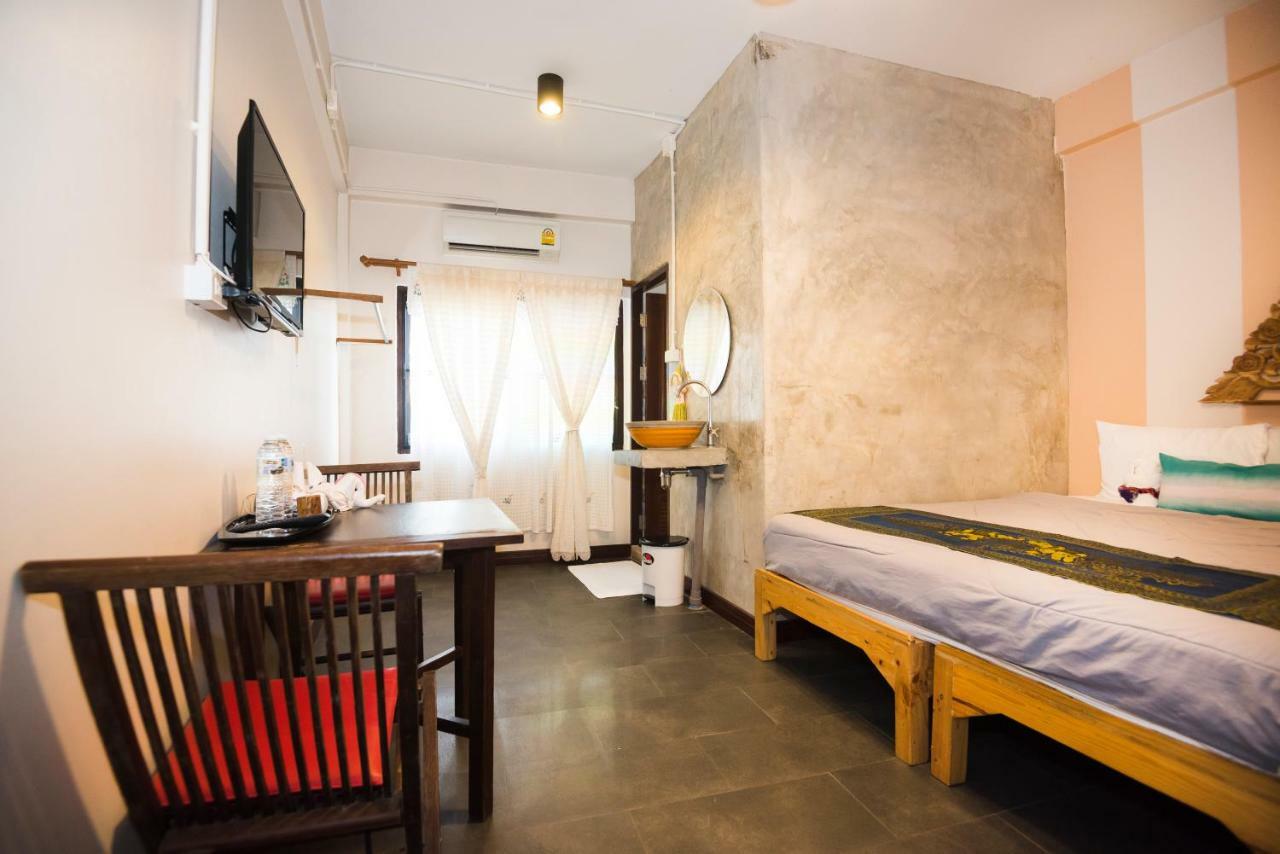 At Phra Sing Retro Hotel Chiang Mai