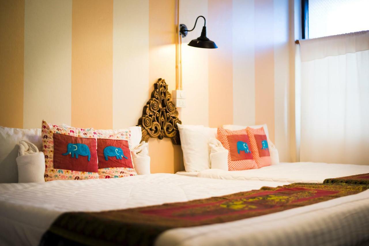 Hotel At Phra Sing Retro