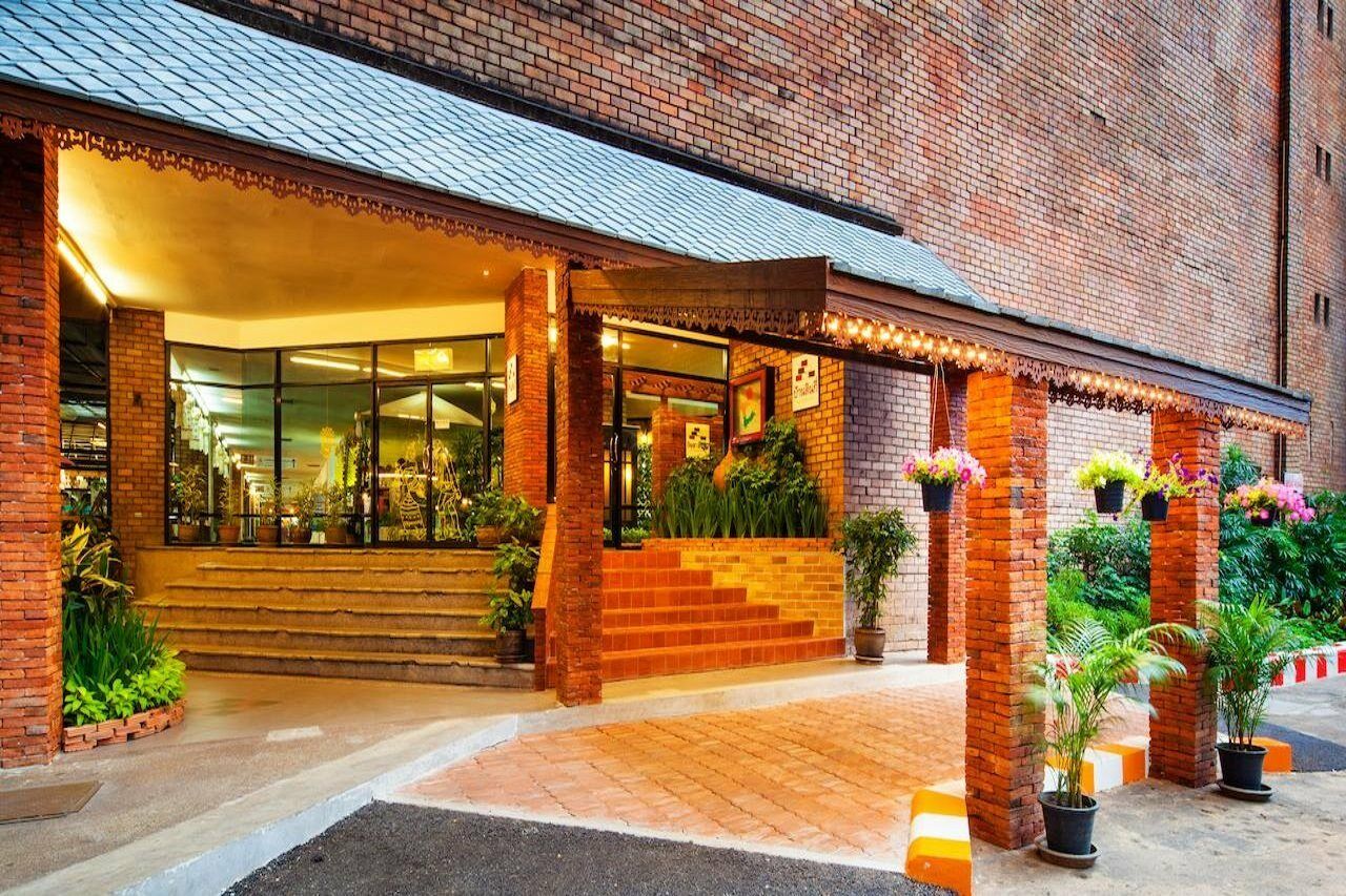 Baan Din Ki Hotel