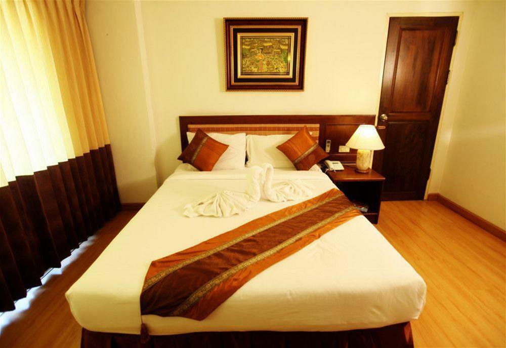 Group - Poonpetch Chiangmai 4* Chiang Mai