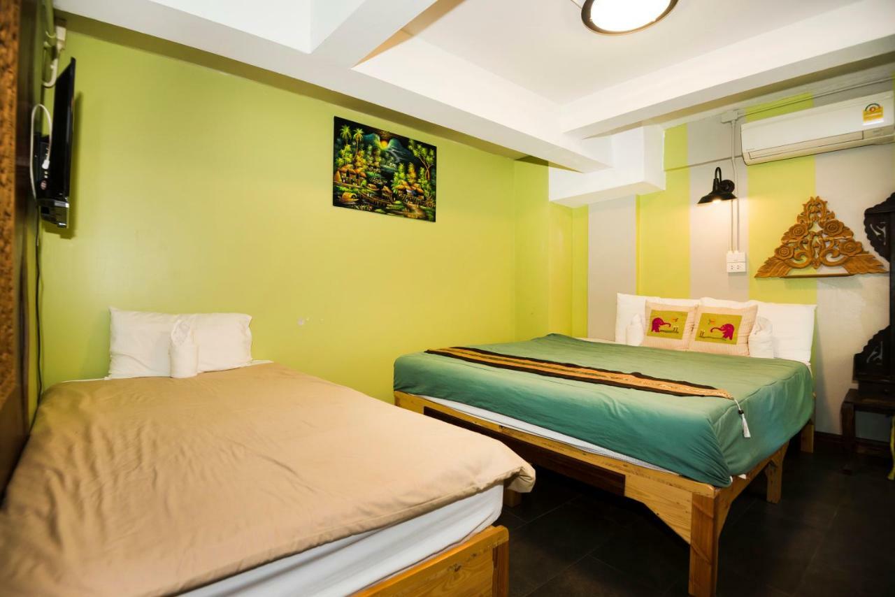 At Phra Sing Retro Hotel