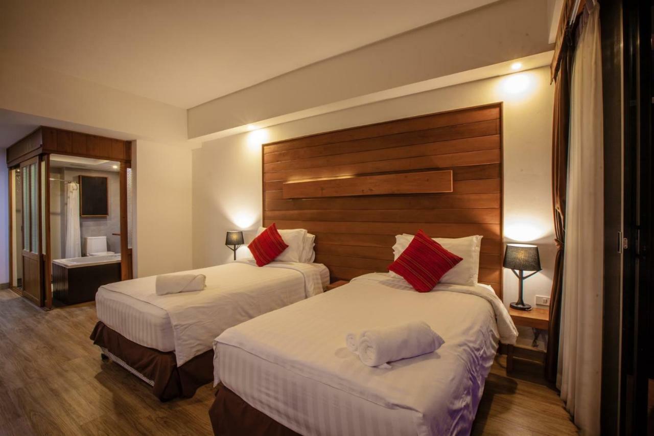Sugarcane Hotel