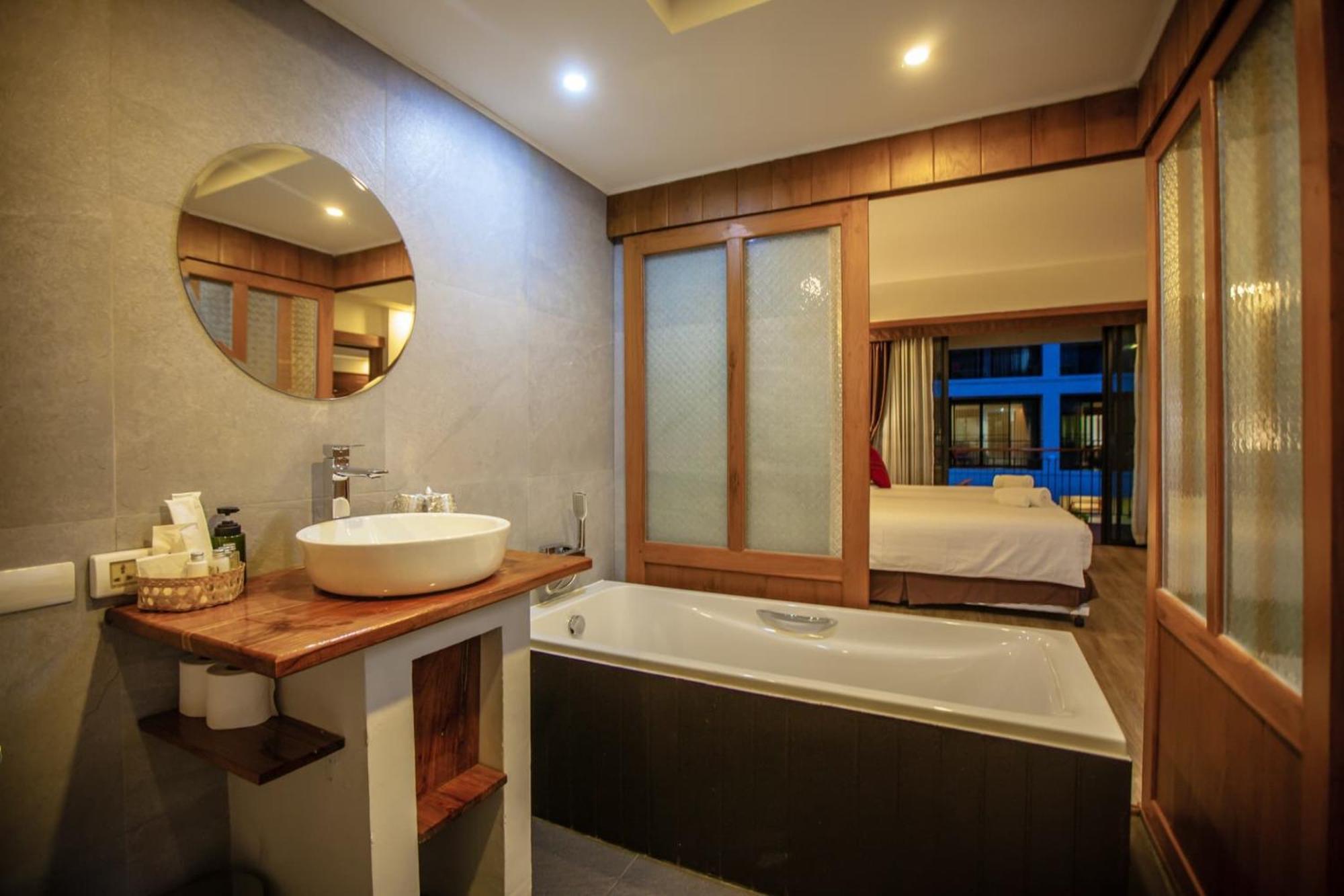 Sugarcane Hotel Chiang Mai