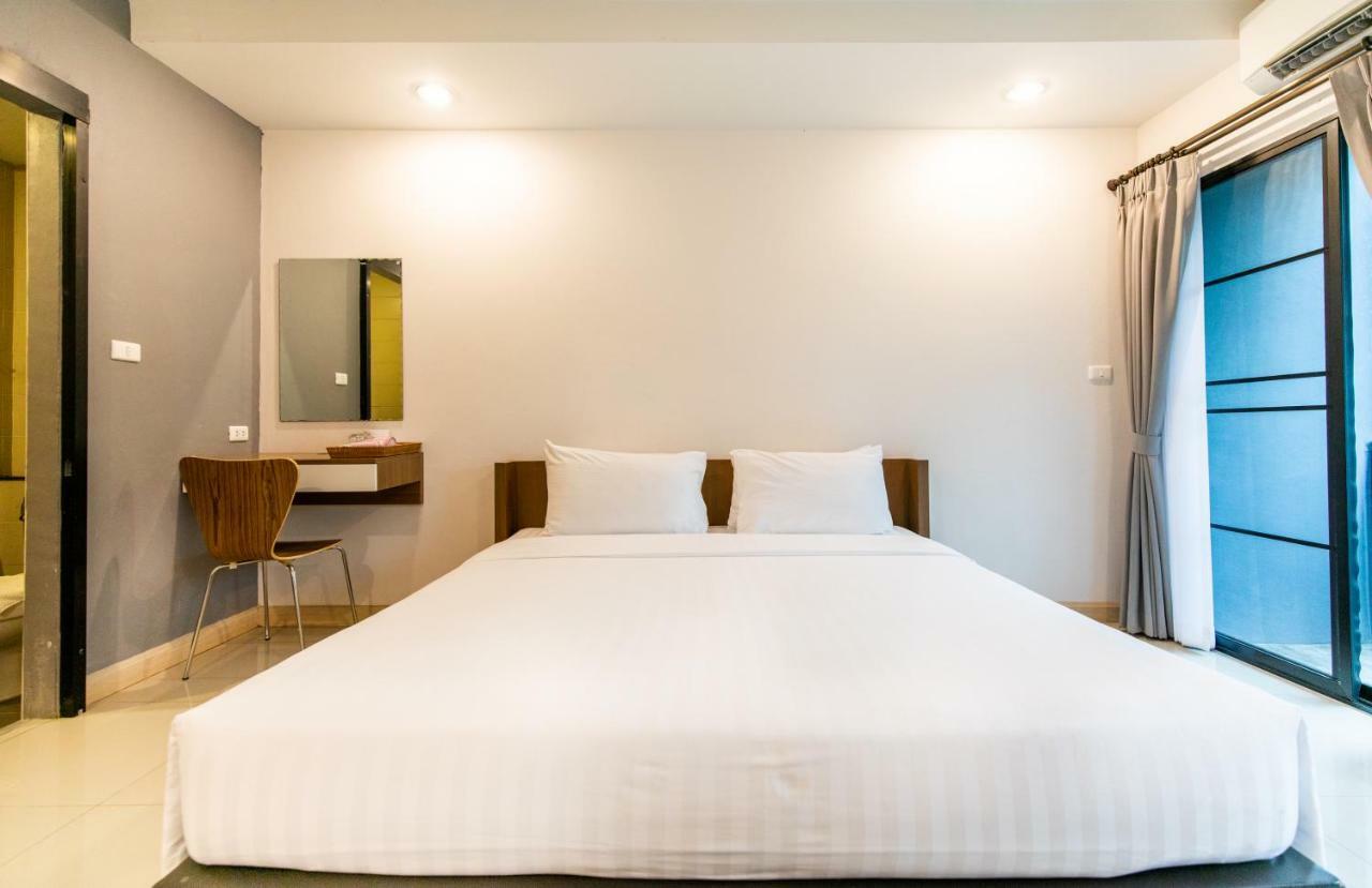 Jira Boutique 3*