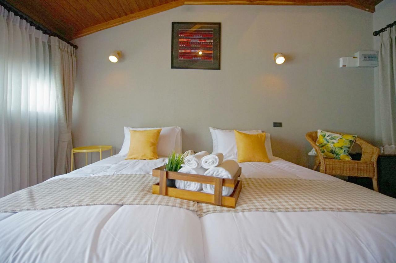 Yellow Pillow Village 3*