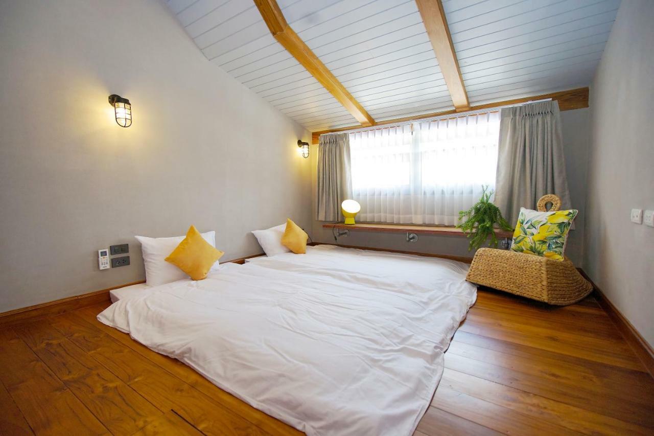 Yellow Pillow Village Hotel