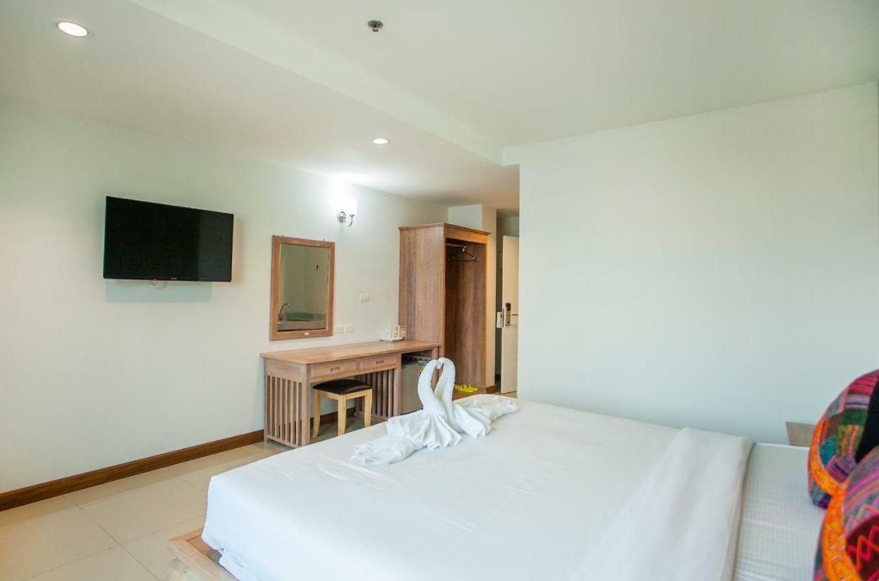 Hotel At Ruam Chok Chiang Mai