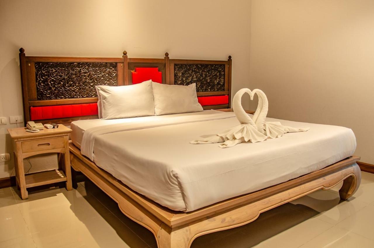 Hotel At Ruam Chok Chiang Mai