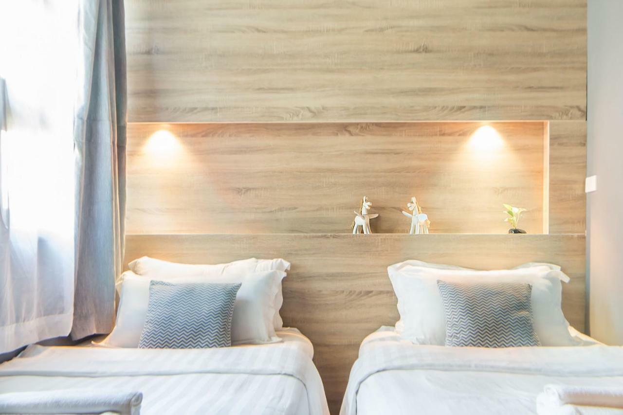 Hostel To Bed Poshtel
