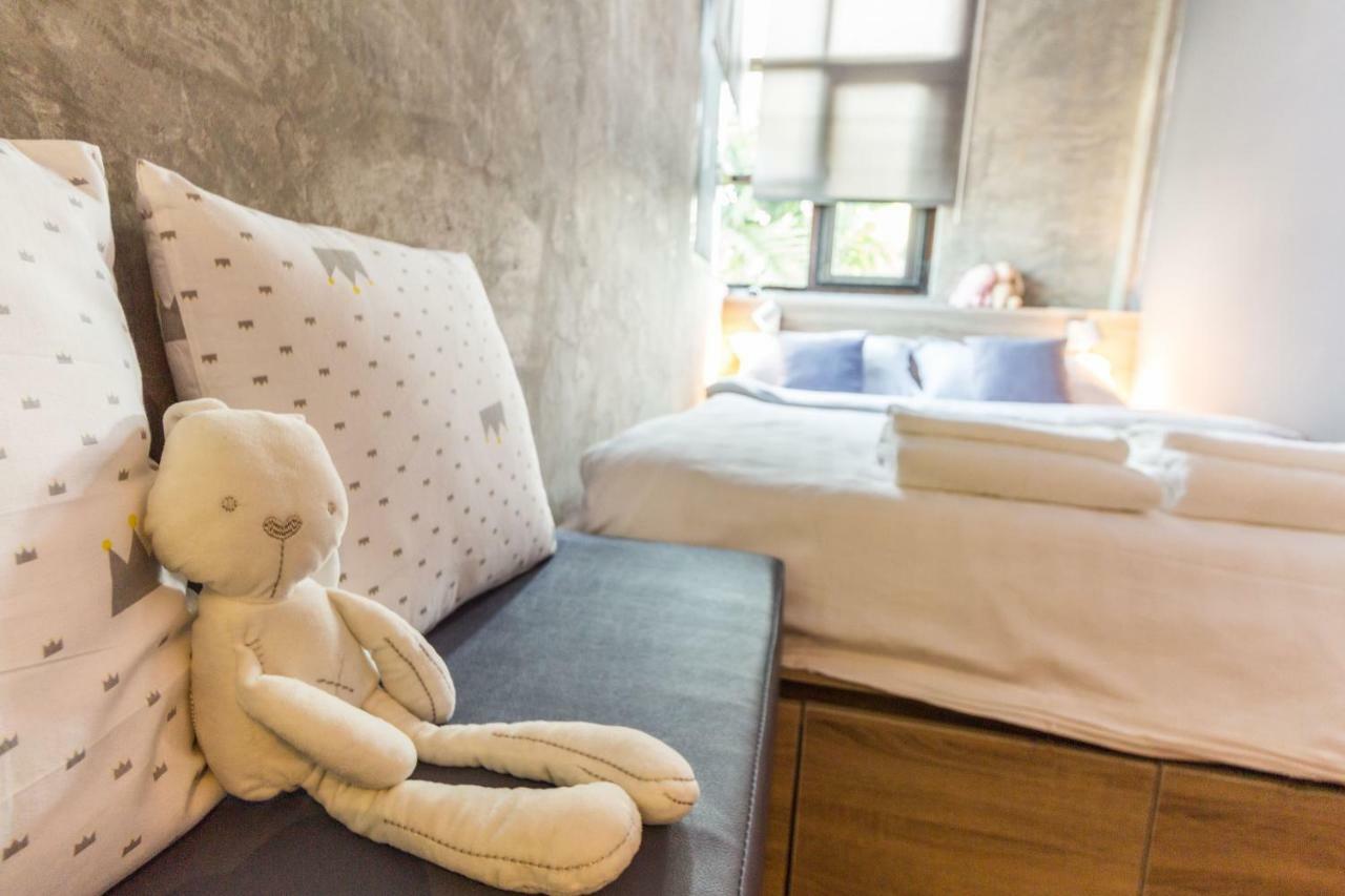 To Bed Poshtel Hostel