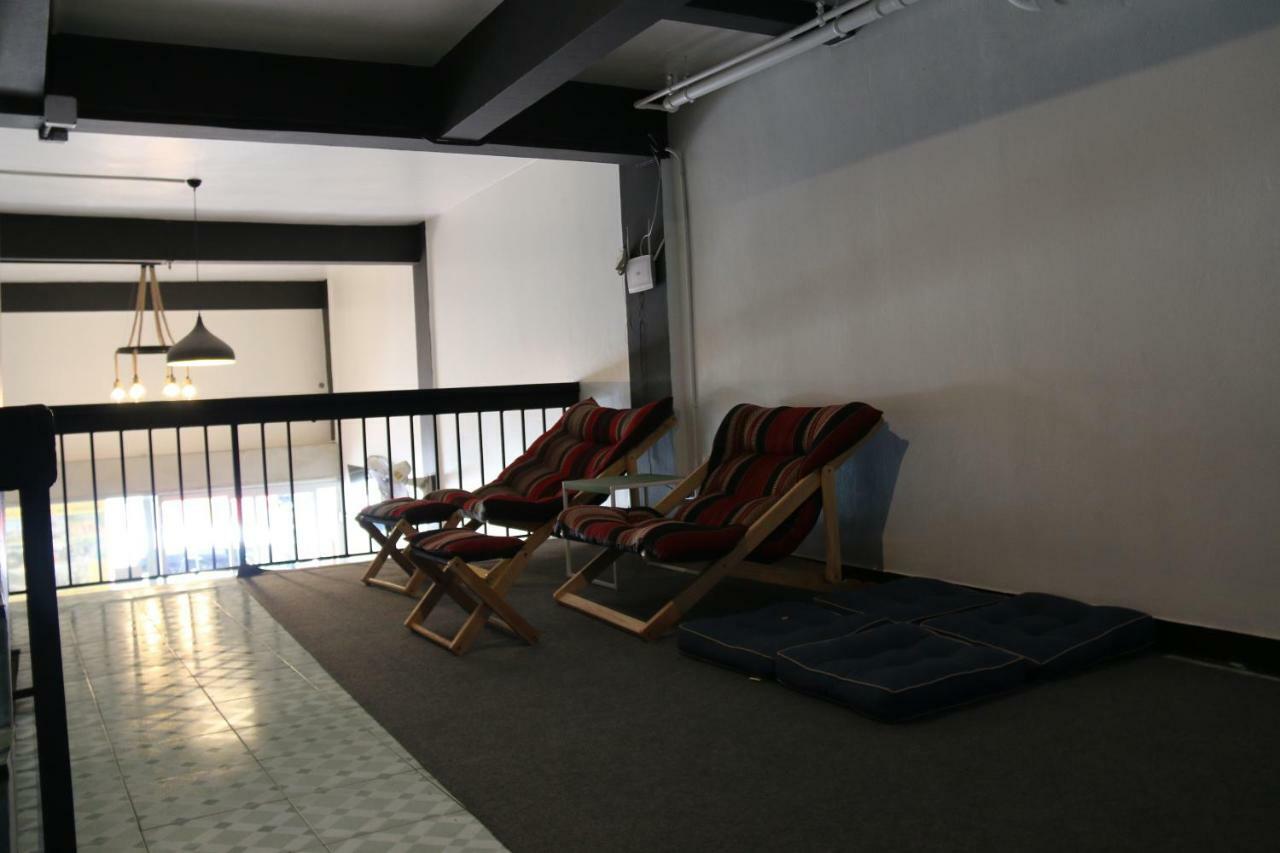Family 2 Chiangmai (adults Only) Hostel *