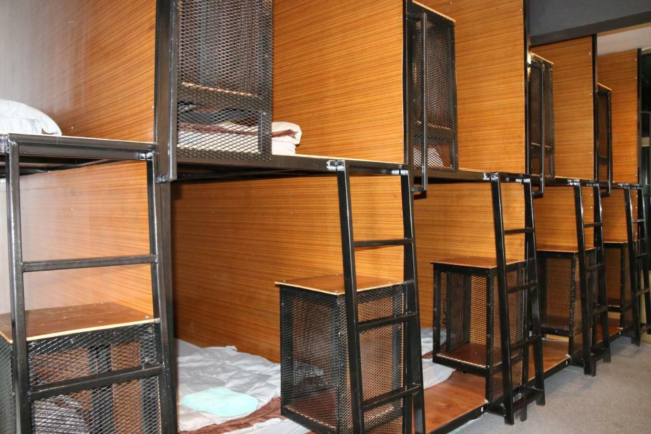 Family 2 Chiangmai (adults Only) Hostel *