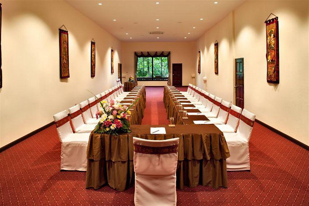 Suansawan Resort 4*
