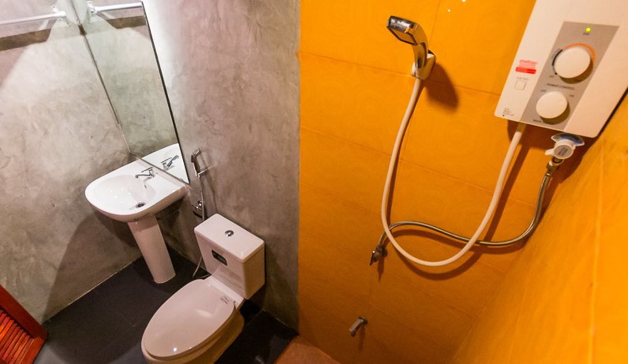 W Albergue Chiang Mai