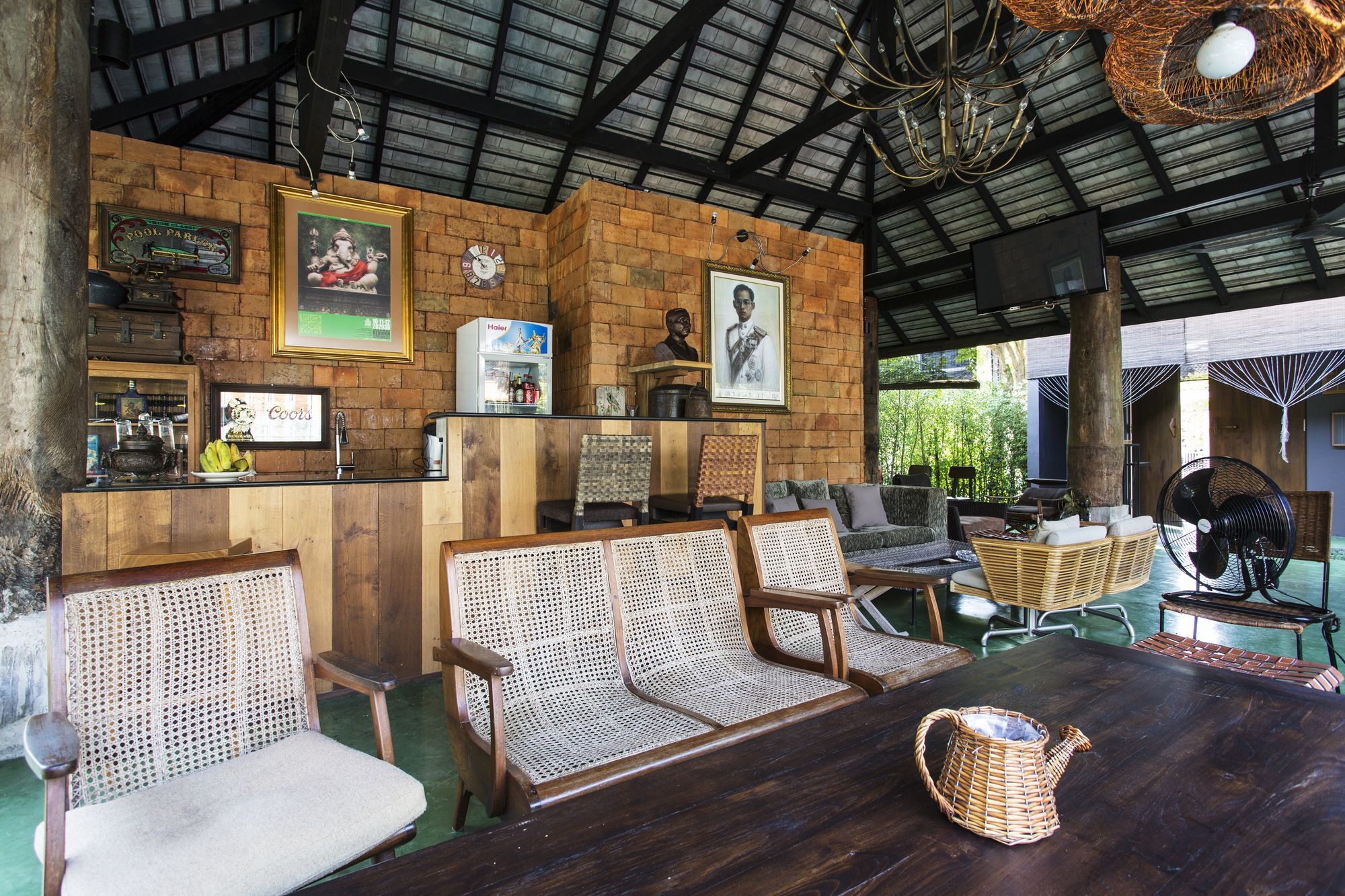 Tikklinsee Pool Villa Chiang Mai