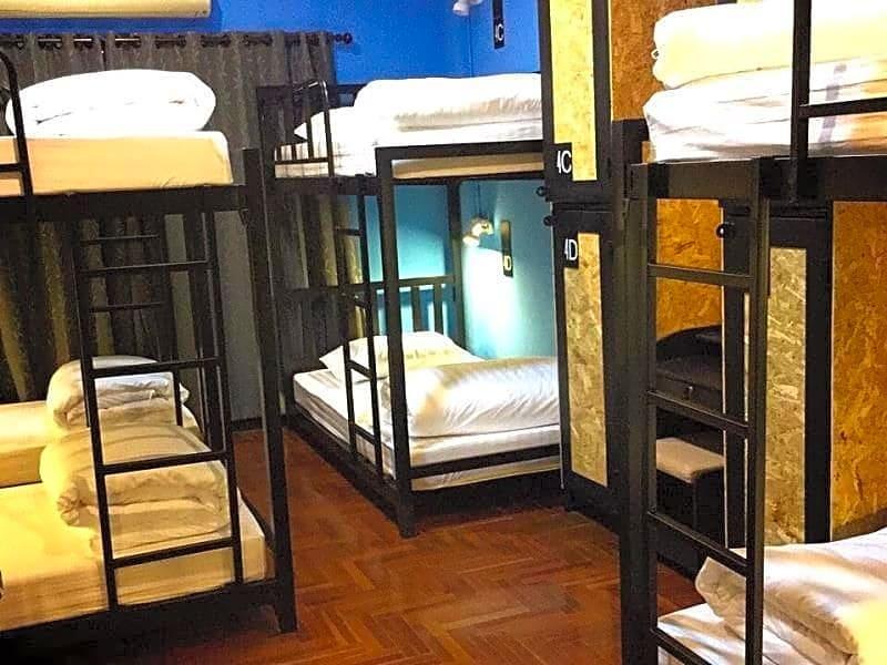Hostel Eden Walking Street *
