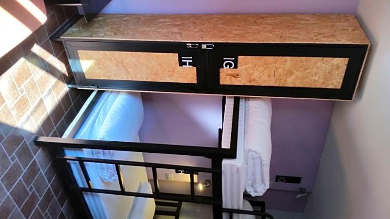 Eden Walking Street Hostel