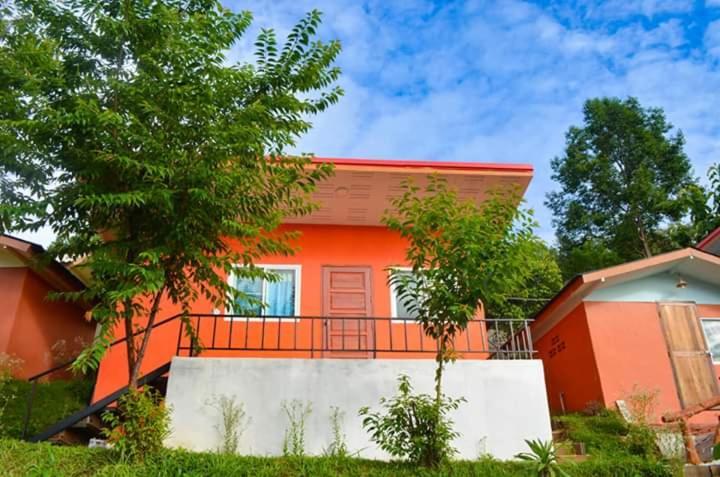 Guest house Mon View Doi Chiang Mai