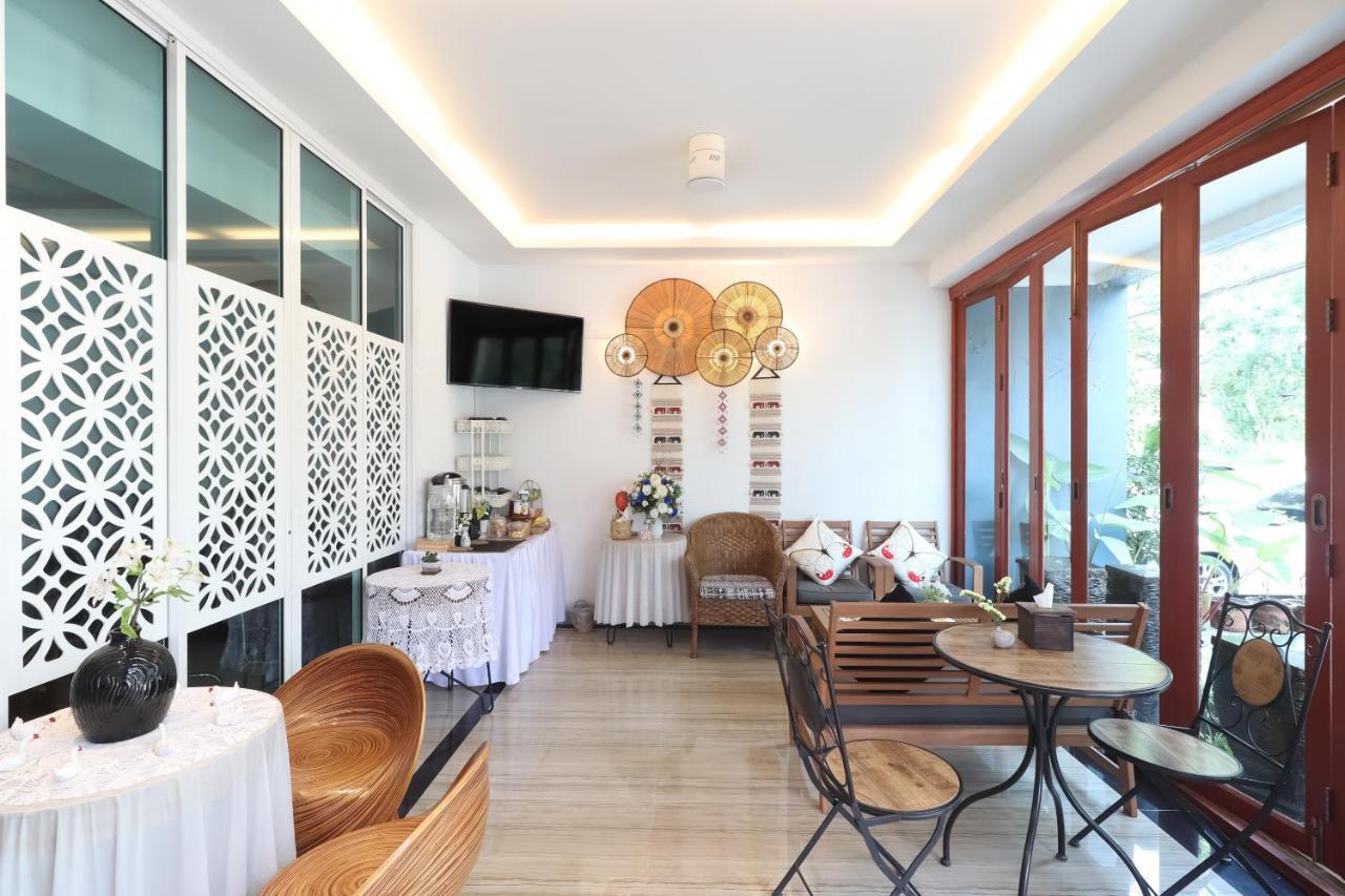 Hotel Oyo 374 Lanna