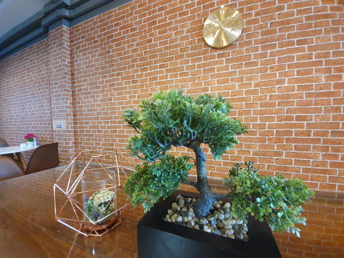 Sleep Airport Chiang Mai Bed & Breakfast 2*